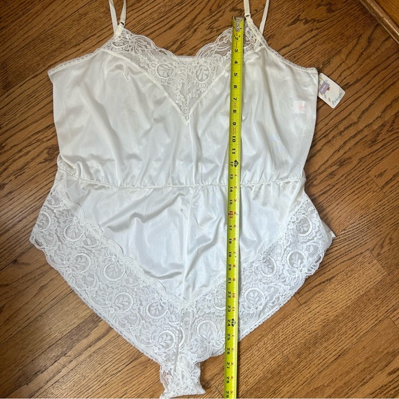 VTG 80’s Fortune Antron Satin Lace Ivory Teddy Negligee Onesie NWT Size 26W-28W - Picture 13 of 14
